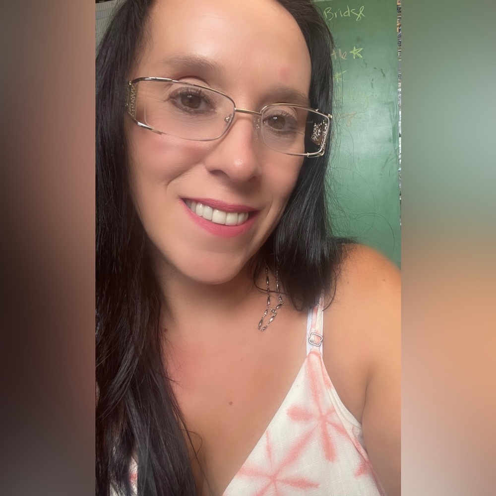 Meet your Posher, Crystal